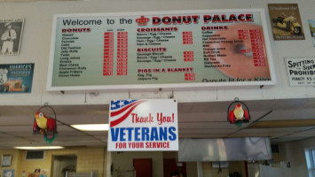 The Donut Palace food