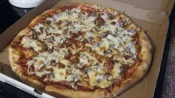 Monson Italian Pizza food