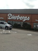 Dierbergs Bakery outside