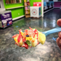 Toppings Frozen Yogurt food