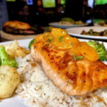 Junction Live Music Sports Grill Cibo