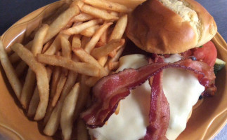 T.c. 's Referee Sports food