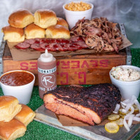 4 Rivers Smokehouse food