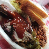 Davis' Bbq Cafe food