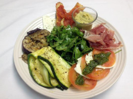 Fratelli's Garden Cafe food