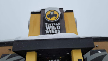 Buffalo Wild Wings inside