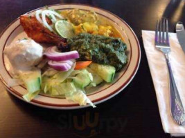 Jassi's Tandoori Grill food