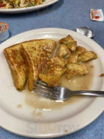 Artie's Hometown Diner food