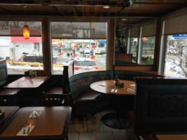 Thornwood Coach Diner inside