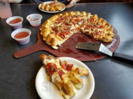 Pizza Hut food