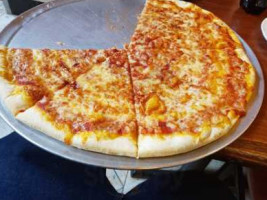 Gino's Pizza food