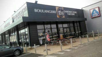 Boulangerie Marie Blachere outside