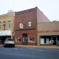 Durand Bakery outside