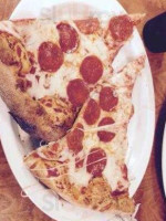 Tonini's Pizzeria food