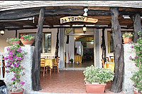 Pizzeria Da Tommy outside