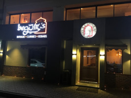 Begum's مطعم بيجوم inside