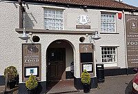 Lethbridge Arms outside