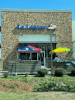 La Laguna Mariscos Sushi outside