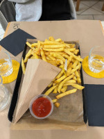 Frites City food