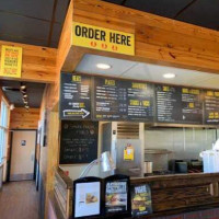 Dickey's Barbecue Pit inside