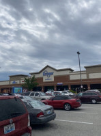 Kroger Bakery inside