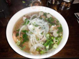 Pho Chateau food