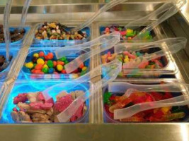 Toppings Frozen Yogurt food