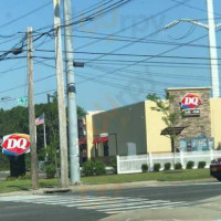 Dairy Queen outside