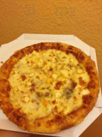 Domino's Pizza food