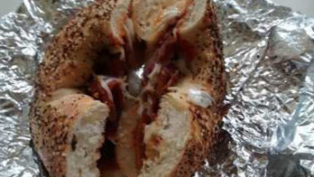 Boonton Bagels And Gourmet Deli food