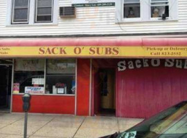 Sack O'subs food