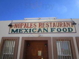 Los Nopales food