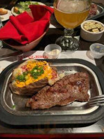 Cattlemen's Steak House food