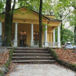 Cavriga Extérieur