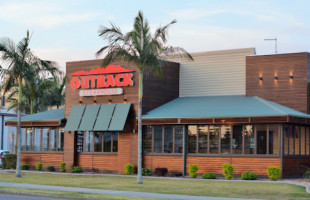 Outback Steakhouse Aspley outside