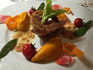 Chateau De Bellecroix food