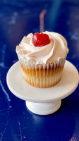 Sweet Taz Cupcakery Llc food