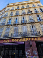 La Passerelle food