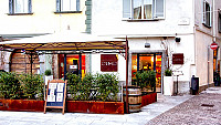 Trattoria Olmo outside