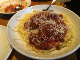 Olive Garden food