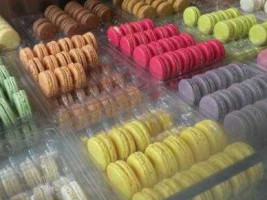 Gaby Et Jules Patisseries Et Macarons food