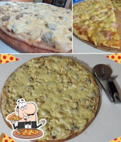 Rufo's Pizza food