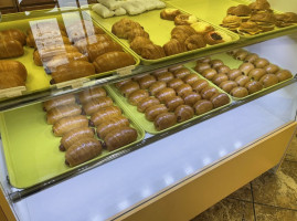 Pflugerville Donuts inside