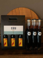 Cru Bottle Shoppe food