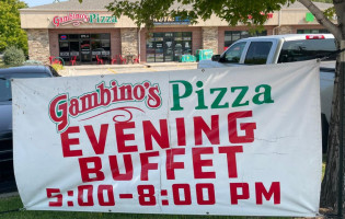 Gambino's Pizza outside