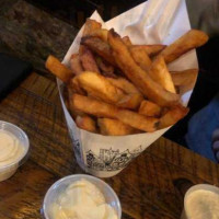 Pommes Frites food