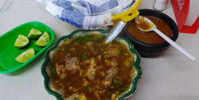 Caldos De Cabeza La Medallita Estilo Apatzingan food