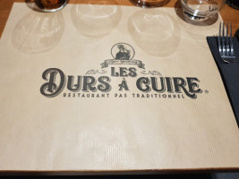 Les Durs à Cuire food