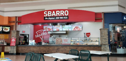 Sbarro inside