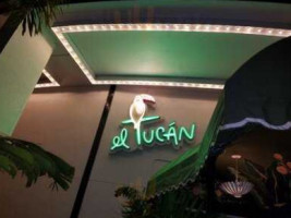 El Tucán Miami outside